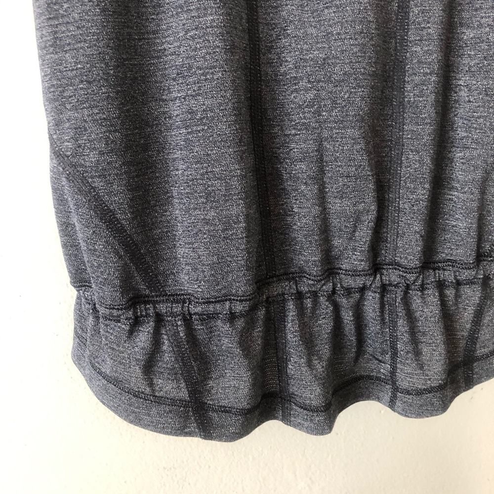 Lululemon tank - Picture 2 of 7